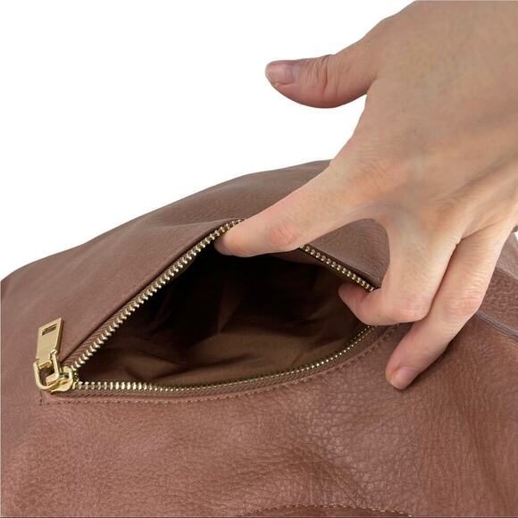 Antik Kraft Brown Vegan Leather Seamed Detailing Shoulder Bag - Picture 5 of 16